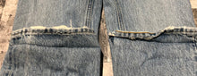 Load image into Gallery viewer, Agolde blue high rise jeans - Hers size 23
