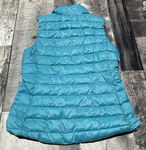 Load image into Gallery viewer, Old Navy light blue puffer vest - Hers size S
