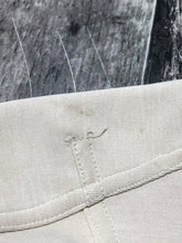 Load image into Gallery viewer, lululemon cream crop half sleeve sweater - Hers size 4
