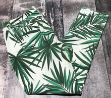Load image into Gallery viewer, Michael Kors green/mint mid rise pants - Hers size 16
