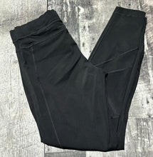 Load image into Gallery viewer, Lolë black crop leggings - Hers size XS
