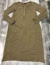 Load image into Gallery viewer, Free People green long sleeve dress - Hers size S
