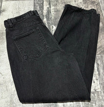 Load image into Gallery viewer, Oak &amp; Fort black high rise jeans - Hers size 29
