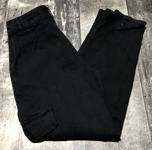 Load image into Gallery viewer, Wilfred Free black high rise jeans - Hers size 4
