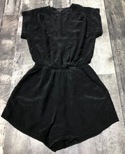 Load image into Gallery viewer, Babaton black 100% silk romper - Hers size XXS
