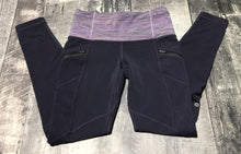 Load image into Gallery viewer, lululemon purple leggings - Hers size approx S
