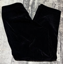 Load image into Gallery viewer, Contemporaine black velvet pants - Hers size 4
