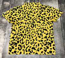 Load image into Gallery viewer, Kate Hewko yellow/black top - Hers size approx S
