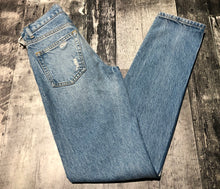 Load image into Gallery viewer, Boyish light blue ripped high rise jeans - Hers size 22
