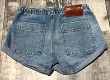 Load image into Gallery viewer, OneTeaSpoon blue mid rise denim shorts - Hers size S
