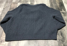 Load image into Gallery viewer, Old Navy navy knit cropped sweater- Hers size XL
