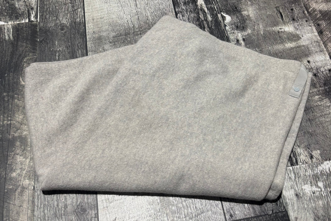 lululemon grey beige scarf/wrap - Hers one size