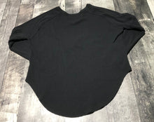 Load image into Gallery viewer, TNA black long sleeve shirt - Hers size S
