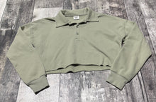 Load image into Gallery viewer, Sunday Best light green cropped sweater - Hers size XS
