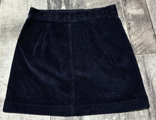 Load image into Gallery viewer, Wilfred Free navy skirt - Hers size 6
