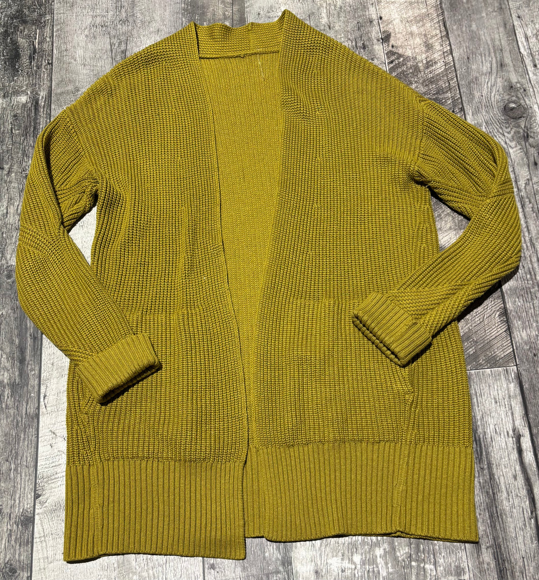 lululemon green cardigan - Hers size approx M/L