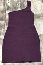 Load image into Gallery viewer, Babaton dark purple one shoulder ribbed body con dress - Hers size M
