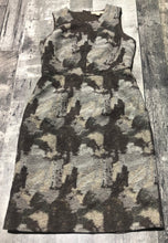 Load image into Gallery viewer, Banana Republic cream/brown dress - Hers size 4
