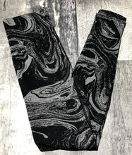Load image into Gallery viewer, Athleta black/silver leggings - Hers size XS
