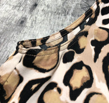 Load image into Gallery viewer, Babaton brown/black/cream tank top blouse - Hers size XS
