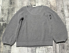 Load image into Gallery viewer, Babaton grey knit sweater - Hers size XXS
