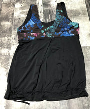 Load image into Gallery viewer, lululemon black/blue/green tank top - Hers size 8
