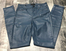 Load image into Gallery viewer, White House Black Market blue high rise skinny jeans - Hers size 4L
