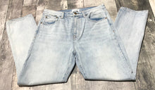 Load image into Gallery viewer, Pistola light blue boyfriend fit straight leg jeans - Hers size 29
