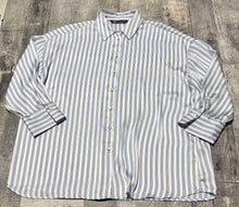 Load image into Gallery viewer, Zara white/blue oversized button up - Hers size L

