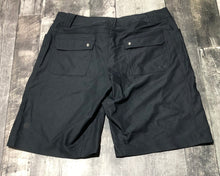 Load image into Gallery viewer, lululemon black shorts - His size 36
