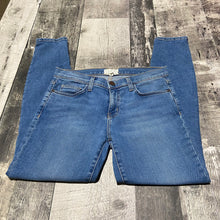 Load image into Gallery viewer, Current Elliot blue jeans - Hers size 28
