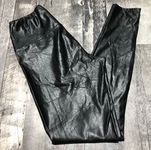 Load image into Gallery viewer, Wilfred Free black fake leather leggings - Hers size L

