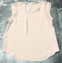 Load image into Gallery viewer, Joie light peach tank blouse - Hers size XS
