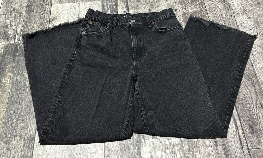 Zara black high rise jeans - Hers size 4