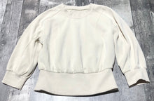 Load image into Gallery viewer, lululemon cream crop half sleeve sweater - Hers size 4
