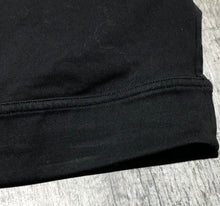 Load image into Gallery viewer, lululemon black sports bra - Hers size 4

