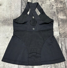 Load image into Gallery viewer, lululemon black tank top - Hers size 4
