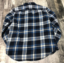 Load image into Gallery viewer, American Eagle navy/white button up shirt - His size M
