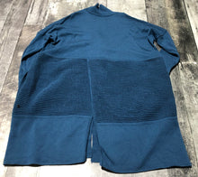 Load image into Gallery viewer, lululemon blue cardigan - Hers size 4
