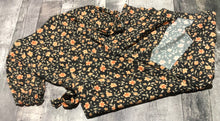Load image into Gallery viewer, Ever New black/orange maxi dress - Hers size 0

