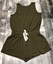 Load image into Gallery viewer, Wilfred Free green romper - Hers size S
