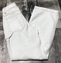 Load image into Gallery viewer, TNA white high rise wide leg pants - Hers size 00
