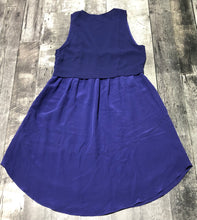 Load image into Gallery viewer, Wilfred purple half 100% silk dress - Hers size 4
