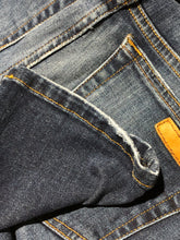 Load image into Gallery viewer, Joe’s blue slim mid rise jeans - Hers size 26
