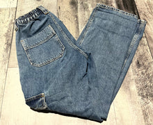 Load image into Gallery viewer, BDG blue high rise jeans - Hers size 25

