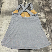 Load image into Gallery viewer, lululemon light grey tank top - Hers size 4
