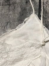 Load image into Gallery viewer, Free People white crop tank blouse - Hers size XS
