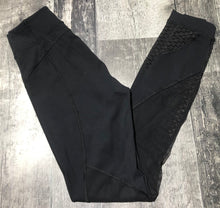 Load image into Gallery viewer, lululemon black solid and fishnet high rise leggings - Hers size 4
