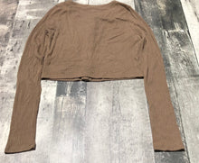 Load image into Gallery viewer, Wilfred Free brown cropped cardigan - Hers size S
