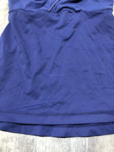 Load image into Gallery viewer, lululemon purple tank top - Hers size 4
